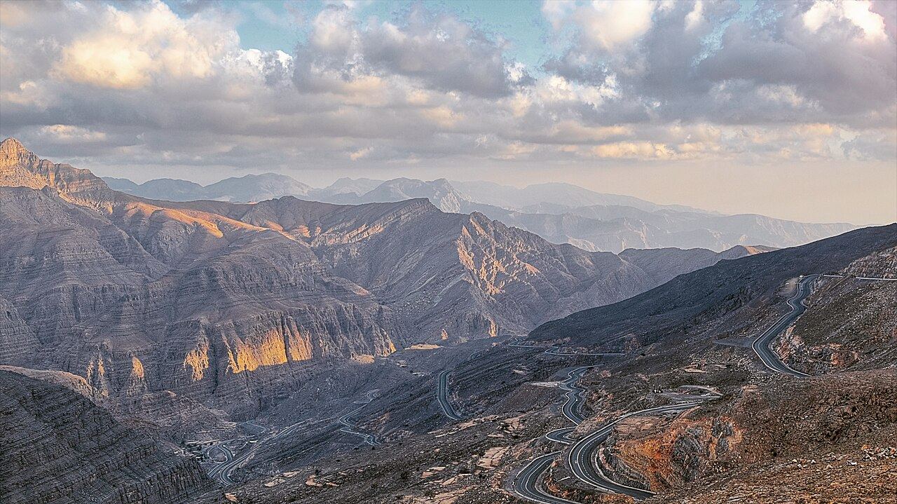 Jebel Jais mountain road
