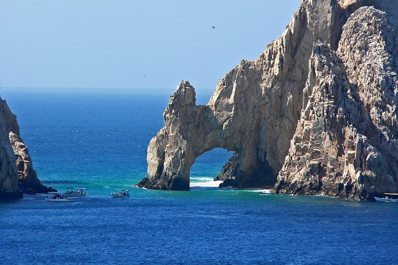 El Arco at Land's End