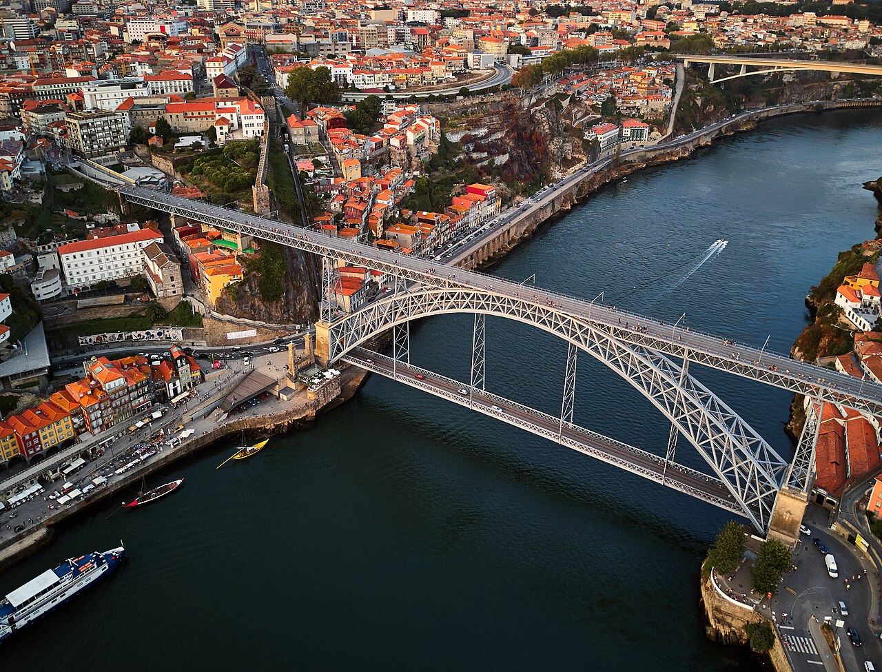 The Ribeira and the Dom Luís I Bridge